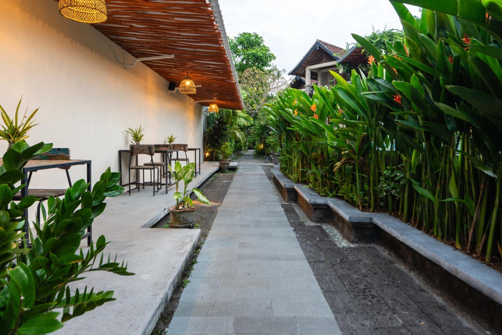 Bali Ayu Hotel & Villas Kuta Lombok Exterior foto
